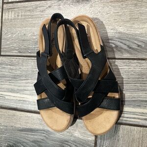 Clarks Black and Tan Casual Sandals